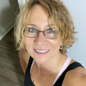 Meet your Posher, Sondra